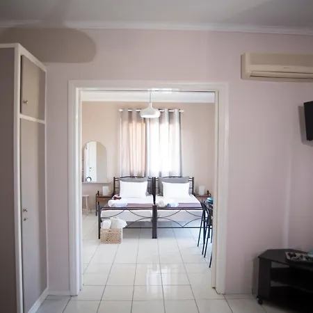 Aparthotel Kostas